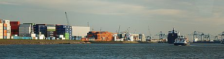 prístav v Rotterdame