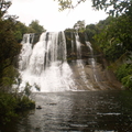 vodopády u jezera Waikaremoana